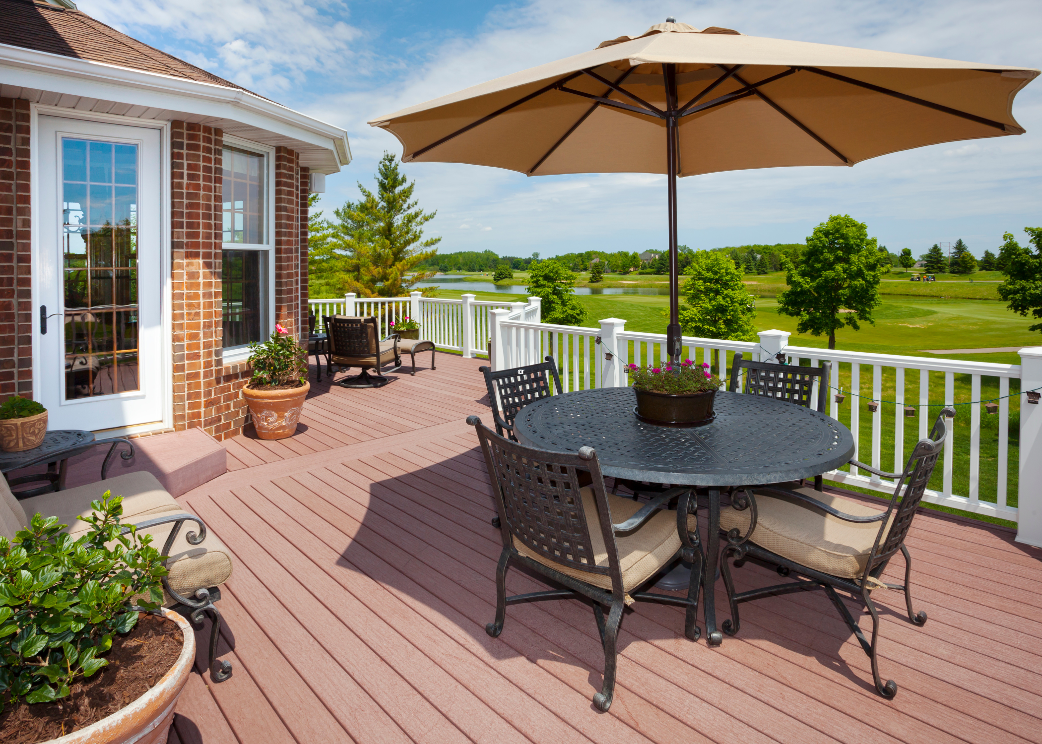 10 Tips for Making Your Deck More Functional