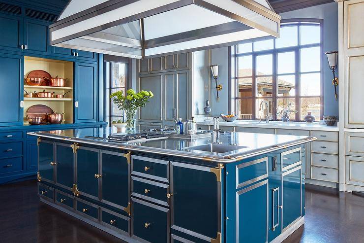 The Timeless Appeal of Metal Kitchen Cabinets