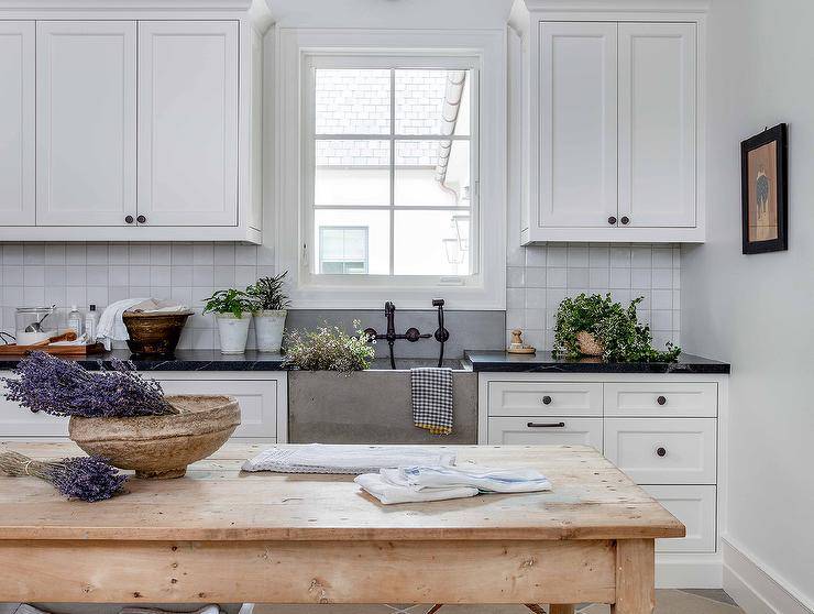 Transform Your Space with a Rustic Small Farmhouse Kitchen